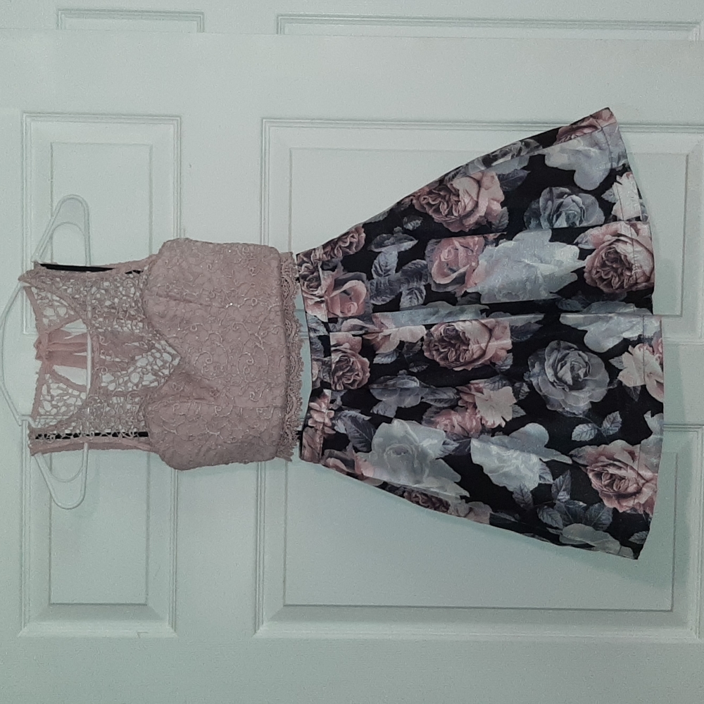 Gorgeous two-piece homecoming dress